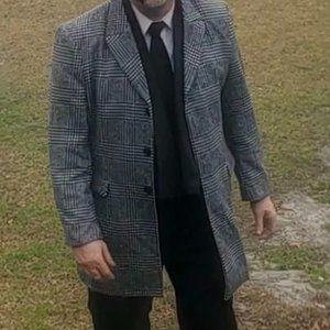 Men's Wool Blend Coat with Detachable Plaid Scarfs Notched Collar Single Breaste